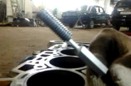 Удаление сломаных шпилек болтов ГБЦ